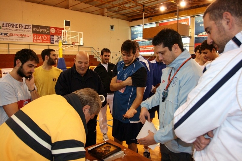 Η πρωτοχρονιάτικη πίτα του Ηρακλείου (photos)