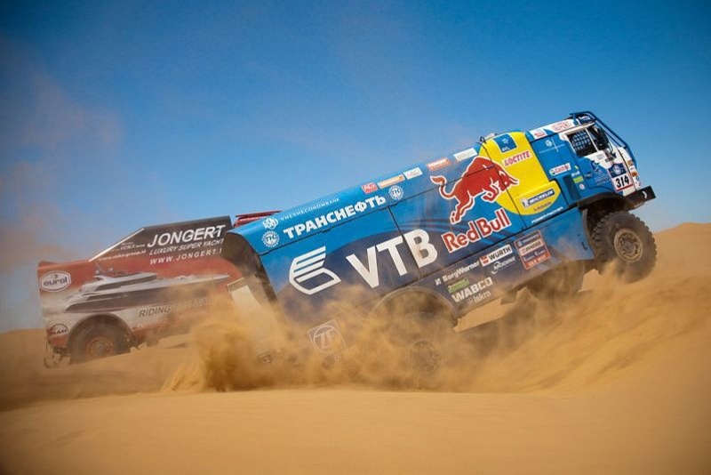 Ραλι Dakar 2012: Κομά και Πετερανσέλ προηγούνται