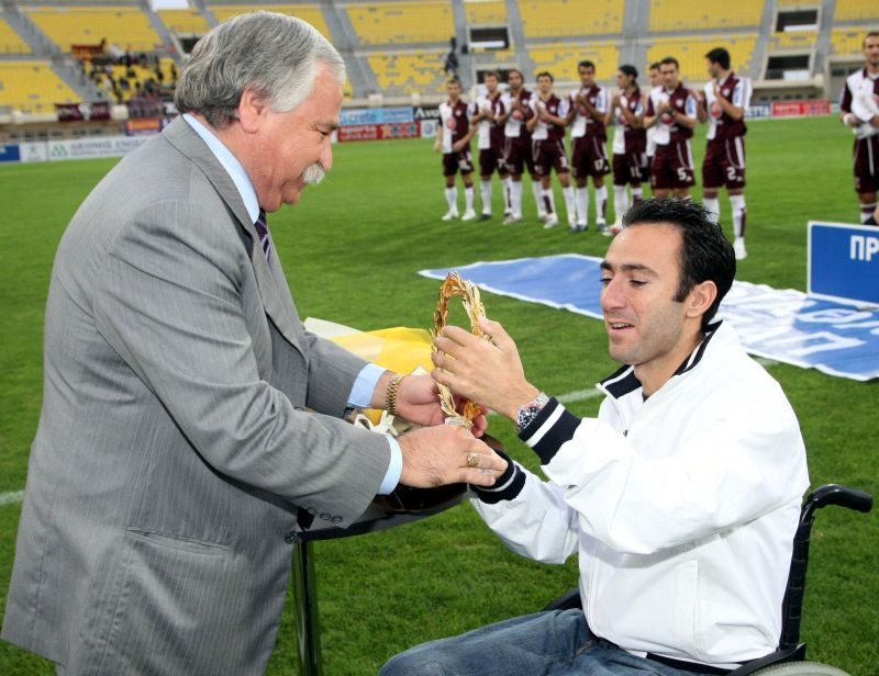 Μία τετραετία Παπουτσάκης...