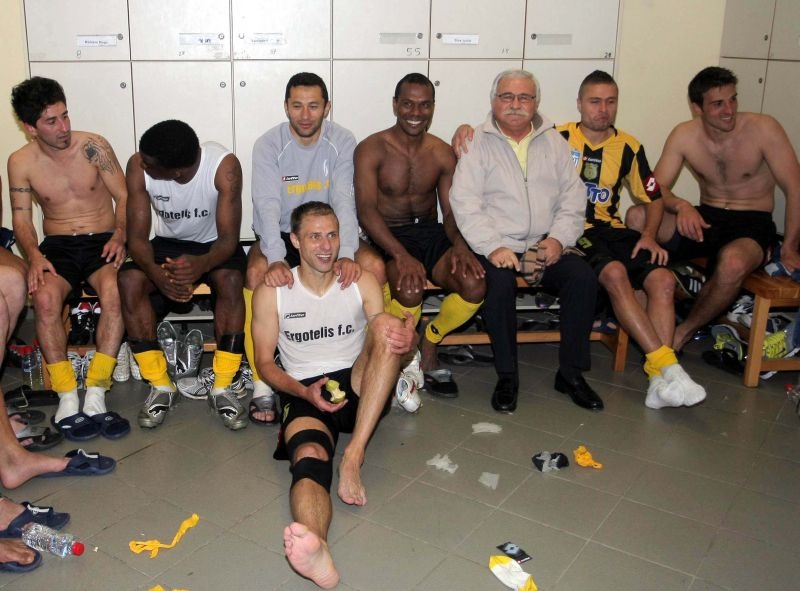 Μία τετραετία Παπουτσάκης...