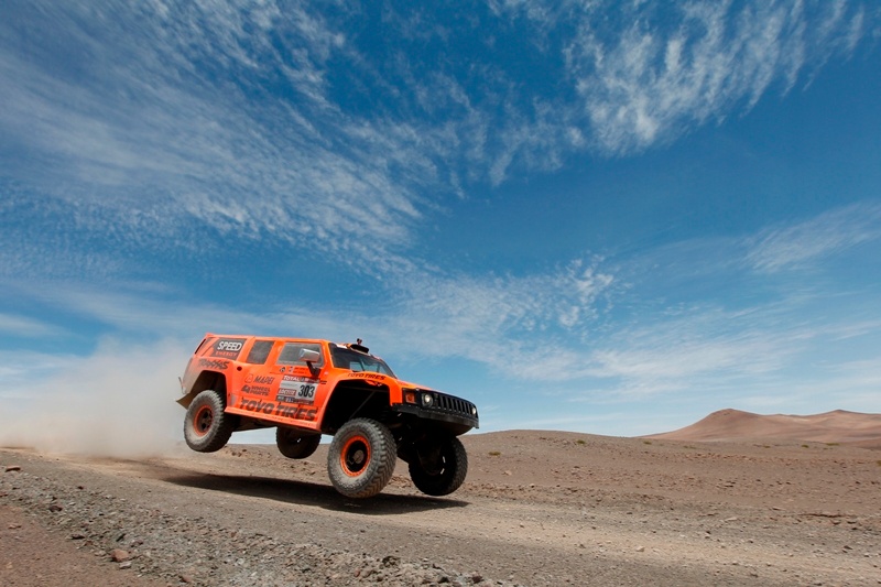 Ράλι Dakar 2012: Ντεπρέ και Πετερανσέλ στην κορυφή, άτυχος ο Αλ Ατίγια