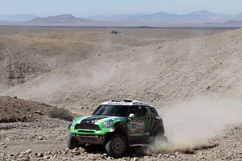 Ράλι Dakar 2012: Ντεπρέ και Πετερανσέλ στην κορυφή, άτυχος ο Αλ Ατίγια