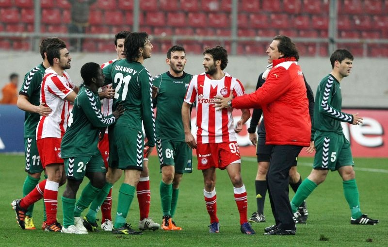 «Επαγγελματική» νίκη ο Ολυμπιακός, 3-1 τον Λεβαδειακό (videos + photos)