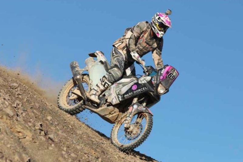 Μία πορνοστάρ στο ράλι Dakar