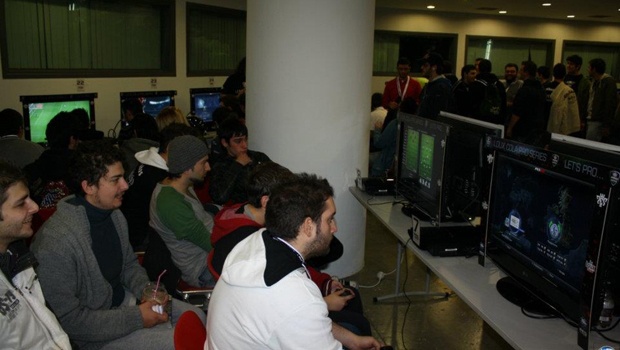 Επίσημο πρωτάθλημα PES League το Σάββατο 21/1, στο κέντρο της Αθήνας