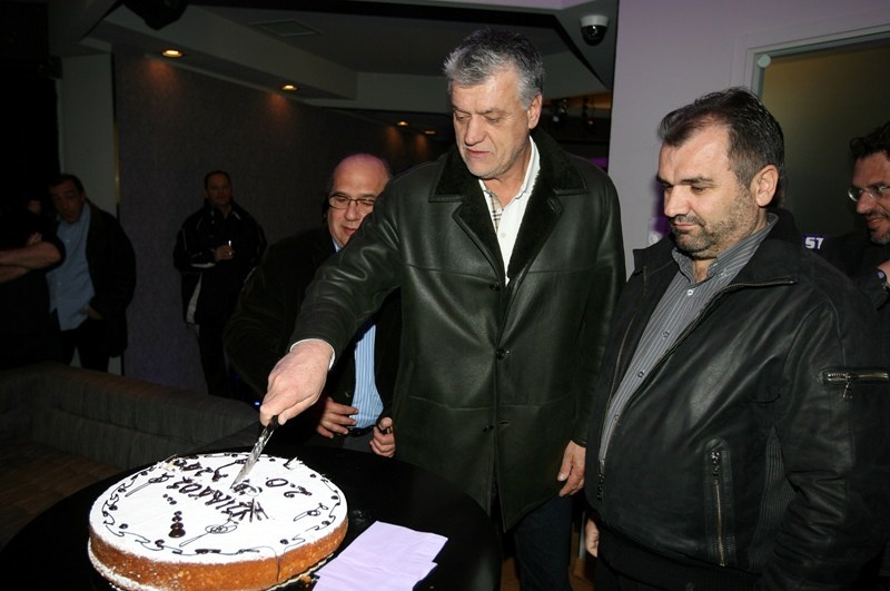 Έκοψε την πίτα του ο Ηλυσιακός (photos)