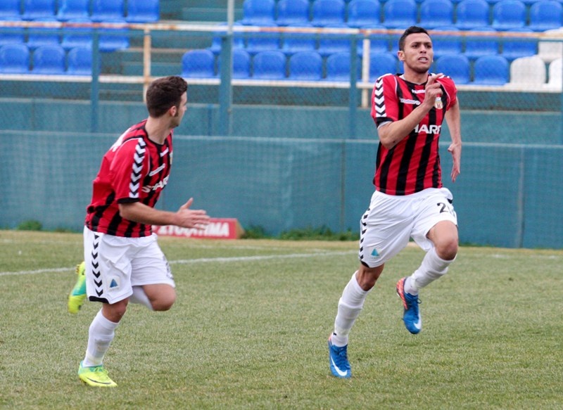 Η Γλυφάδα έριξε κεραυνό (4-2) στην Προοδευτική