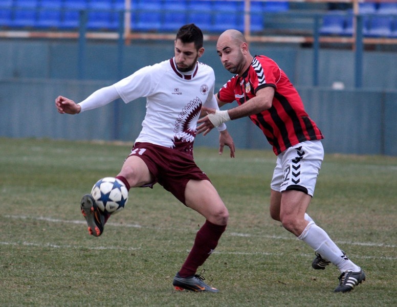 Η Γλυφάδα έριξε κεραυνό (4-2) στην Προοδευτική