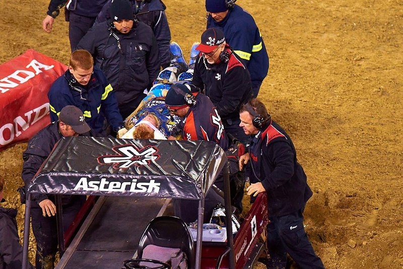 SX: Ο Ριντ κέρδισε στο Dodger Stadium τραυματίας ο Κανάρντ