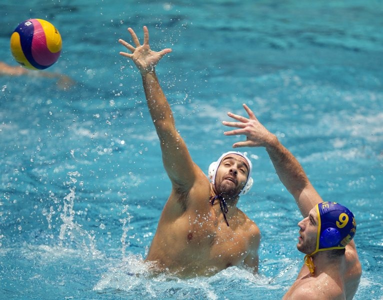 Με ψηλά το κεφάλι οι Έλληνες! (photos)