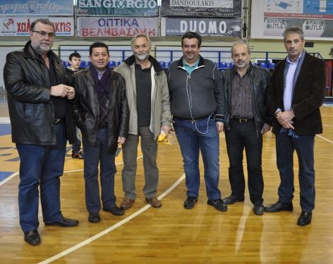 Έκοψε την πίτα του ο ΑΓΟΡ (photos)