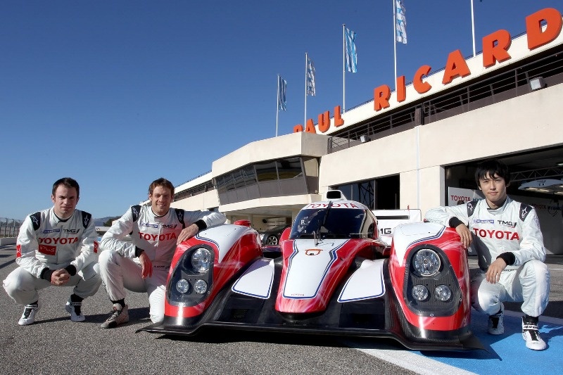 Δύο αυτοκίνητα για την Toyota στο Le Mans