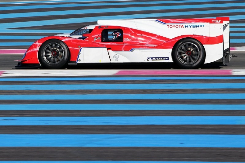 Δύο αυτοκίνητα για την Toyota στο Le Mans