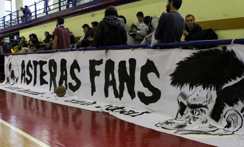 Επεισόδια στου Στρέφη! (photos)