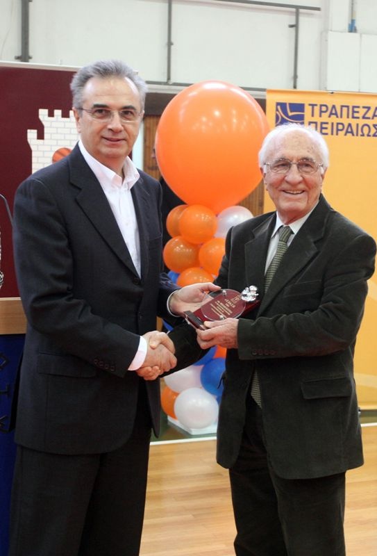 Στη Μίκρα ο Βασιλακόπουλος (photos)