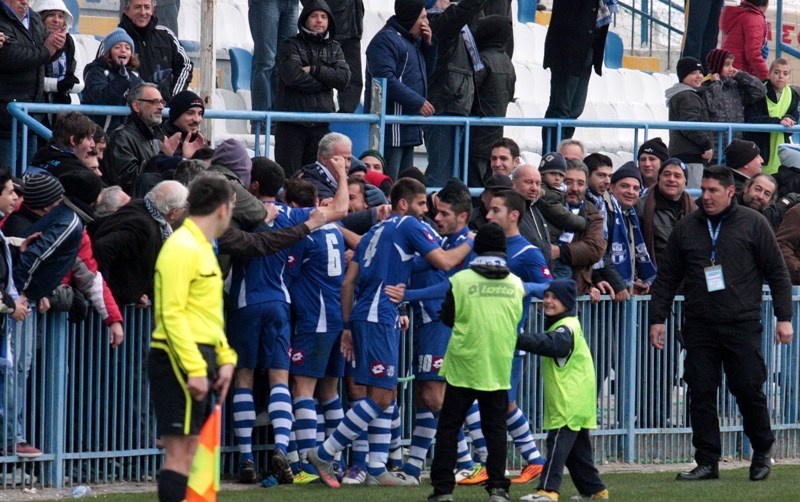 Στο κόλπο της ανόδου ο Απόλλωνας 3-1 τη Γλυφάδα