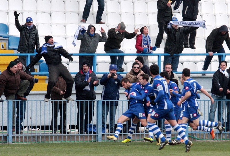Στο κόλπο της ανόδου ο Απόλλωνας 3-1 τη Γλυφάδα