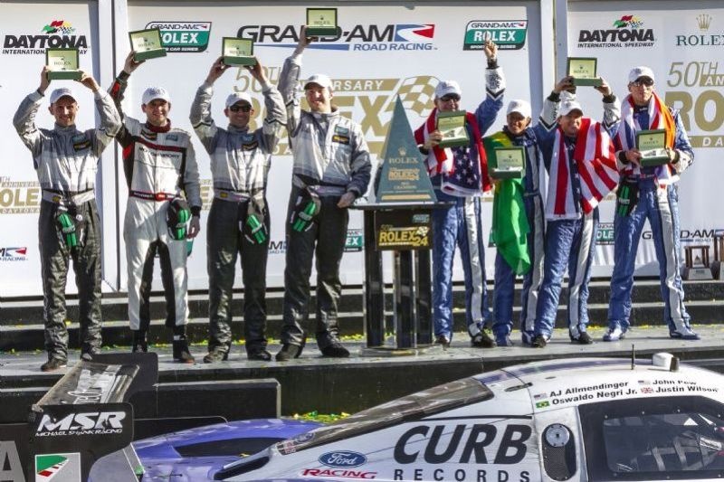 Ο Αλμεντίγκερ νικητής στην Daytona