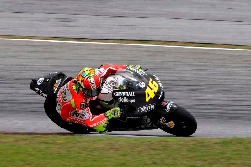 MotoGP Sepang: Πρώτος ο Λορένθο, 5ος ο Ρόσι