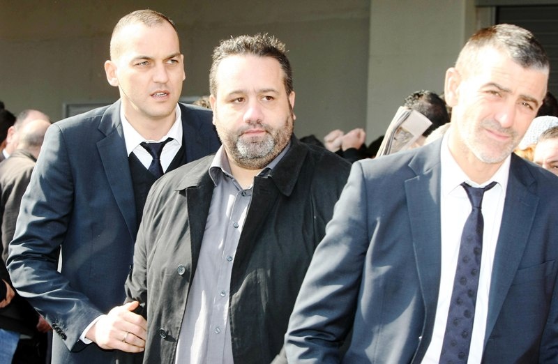 «Αδέλφια ζείτε, εσείς μας οδηγείτε...» (photos+videos)