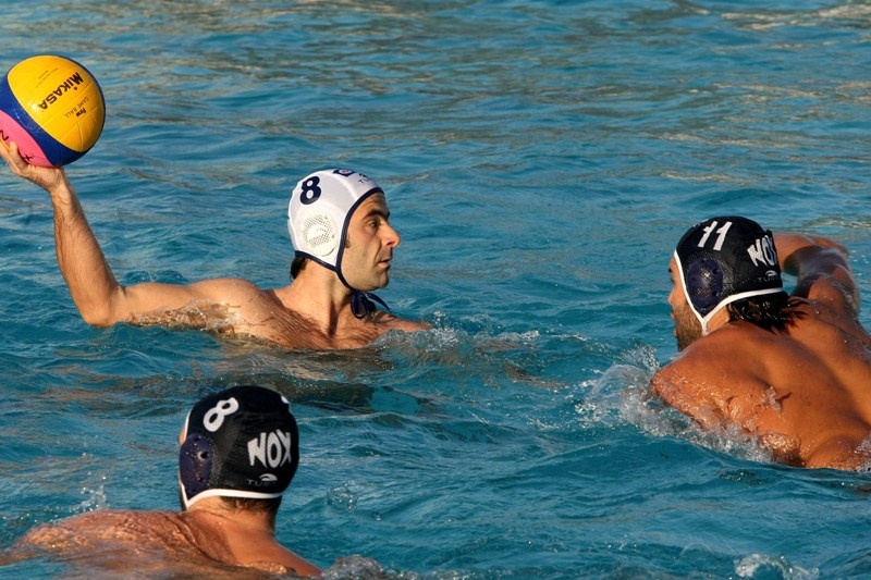 Συνεχίζει απτόητη η Χίος (photos)