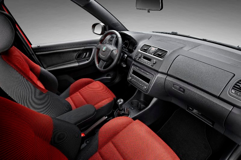 Νέα επετειακή έκδοση Fabia Monte Carlo (photos)