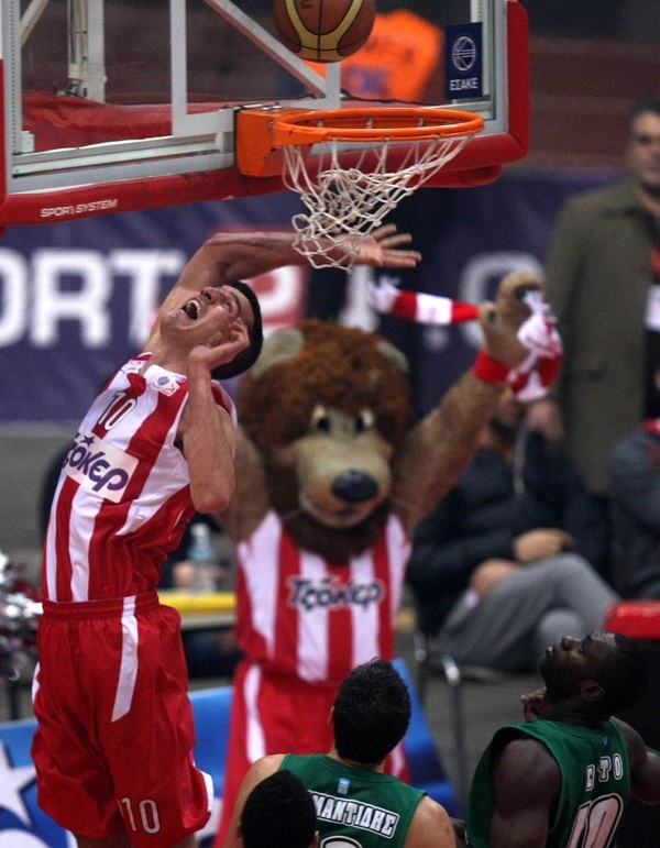 Νίκη Ολυμπιακού, άθλος Παναθηναϊκού (photos)