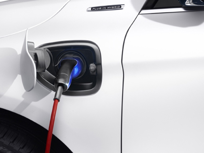 H επόμενη μέρα των υβριδικών