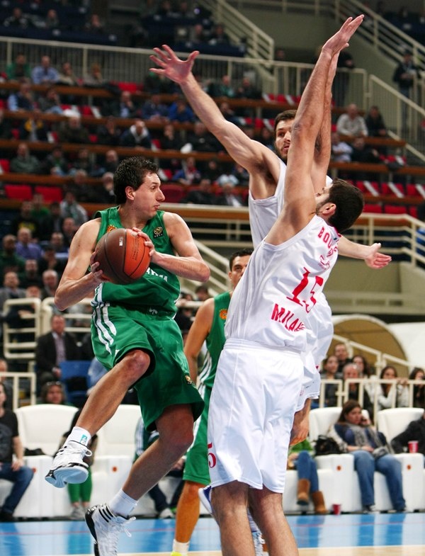 Ήττα στο ΟΑΚΑ και «τελικός» πρωτιάς με Ούνιξ για Παναθηναϊκό