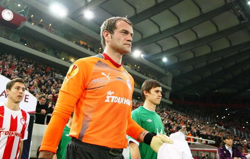 Με «βράχο» Κάρολ στους «16» του Europa League ο Ολυμπιακός (photos)