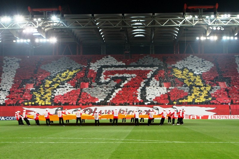 Με «βράχο» Κάρολ στους «16» του Europa League ο Ολυμπιακός (photos)