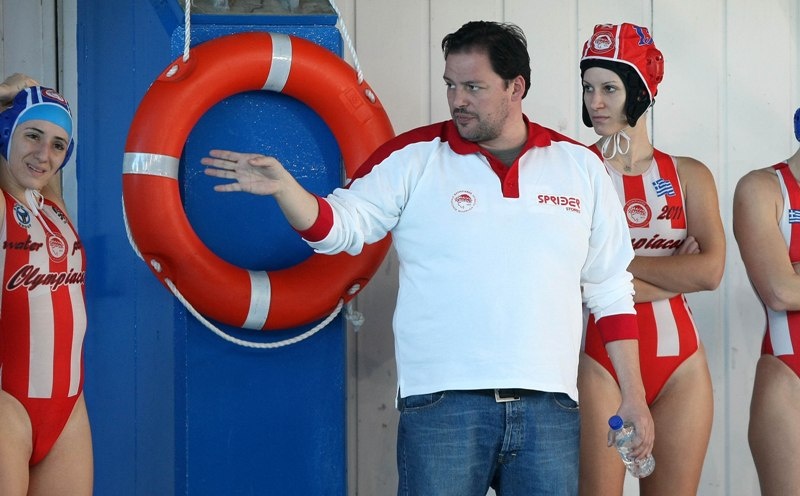 O Ολυμπιακός συνέτριψε τον Πανιώνιο (photos)