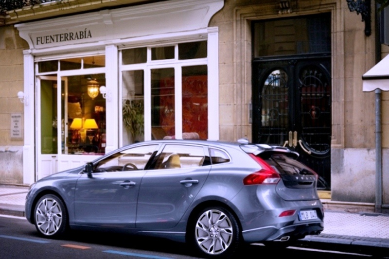 Νέο Volvo V40: Σκανδιναβική πολυτέλεια