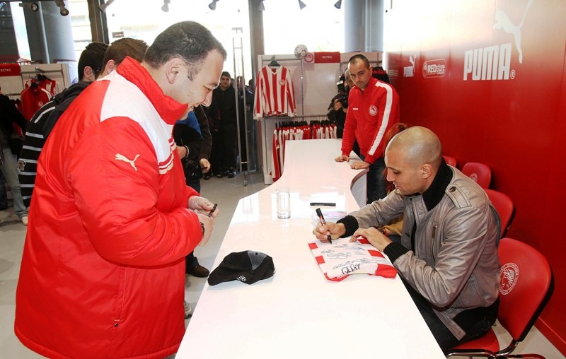 Τζεμπούρ: «Θέλω τα πάντα με τον Ολυμπιακό» (photos+videos)