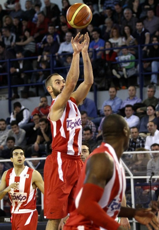 «Περίπατο» στη Δράμα ο Ολυμπιακός