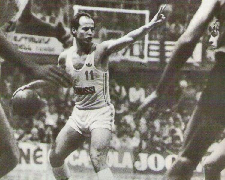 «Βασίλισσα» και στο μπάσκετ (photos+videos)