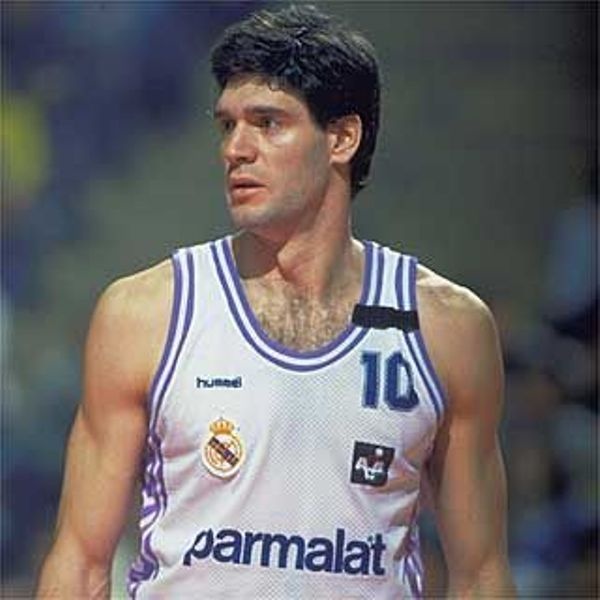 «Βασίλισσα» και στο μπάσκετ (photos+videos)