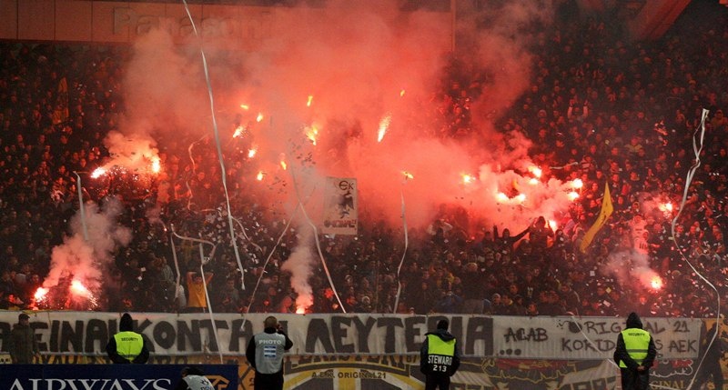 ΑΕΚ το μεγαλείο σου, ΠΑΟ η κατρακύλα σου... (photos+videos)
