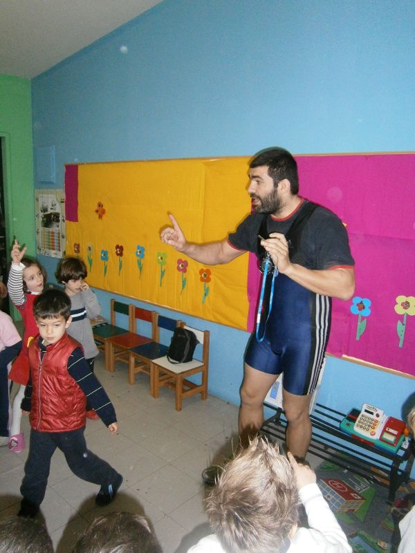 Τα παιδιά παλεύουν (photos)