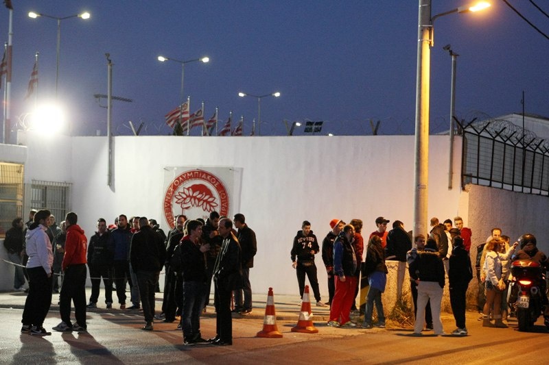 Οπαδικές… ντόπες στον Ολυμπιακό (photos)
