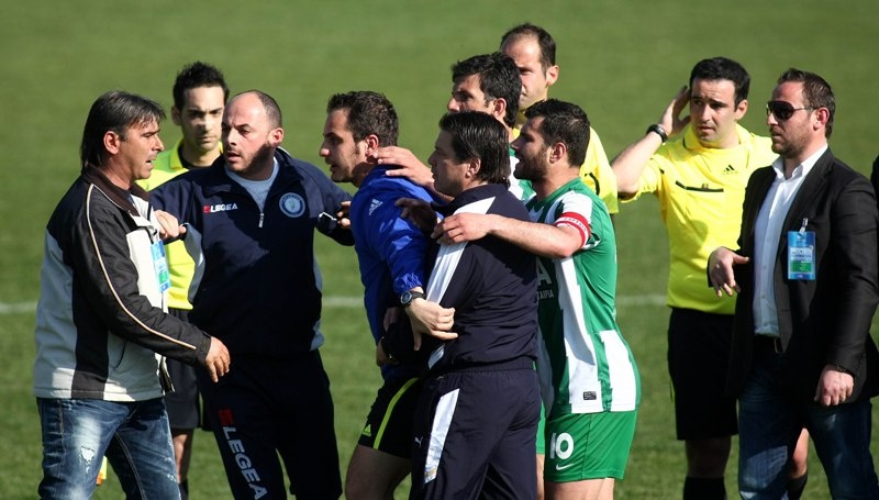 Ισοπαλία και ένταση στην Τσαριτσάνη