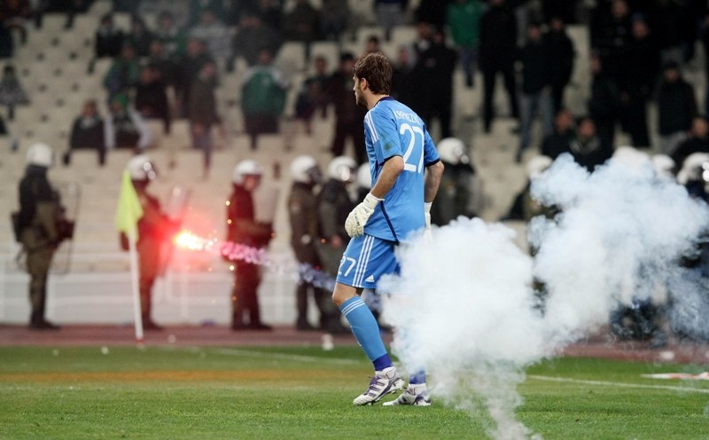 Απόδραση τίτλου για Ολυμπιακό, καταστροφή για Παναθηναϊκό (photos+videos)