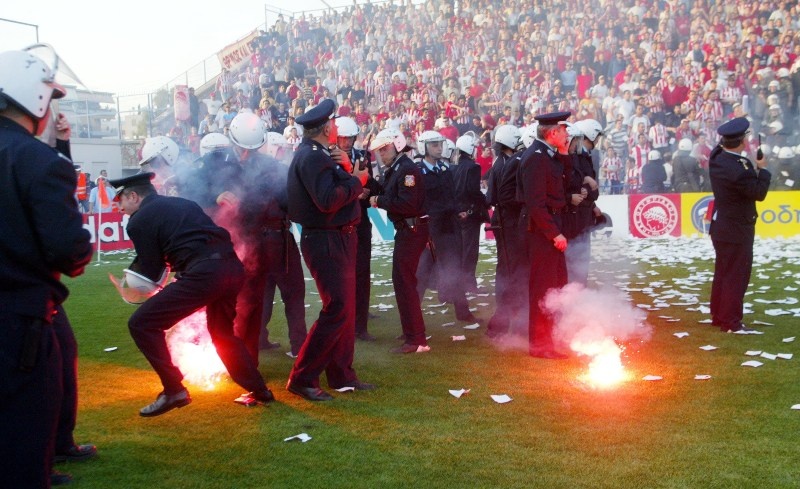 82 χρόνια επεισόδια... (photos+videos)
