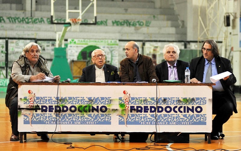 Θανάσης Γιαννακόπουλος: «Προσφέρω 120.000 ευρώ στο τμήμα που αγαπώ!»
