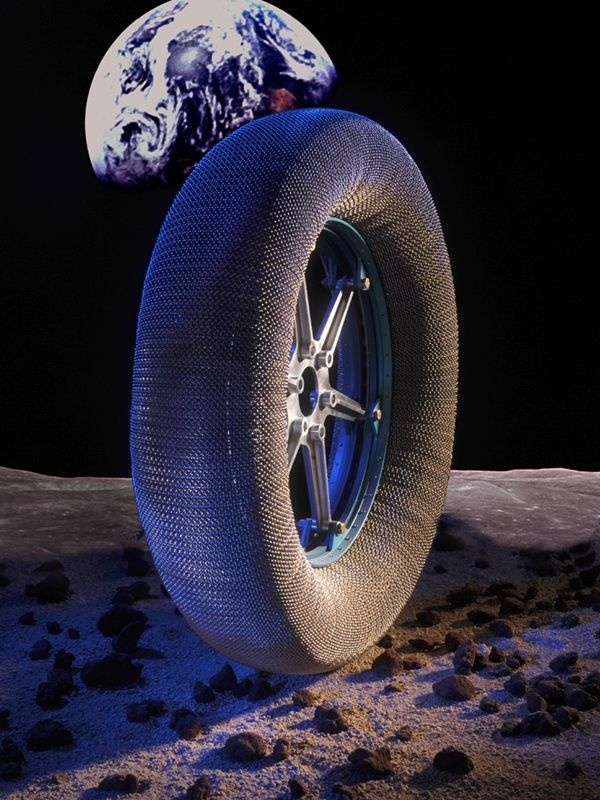 Η Goodyear κατασκεύασε λάστιχα για το φεγγάρι