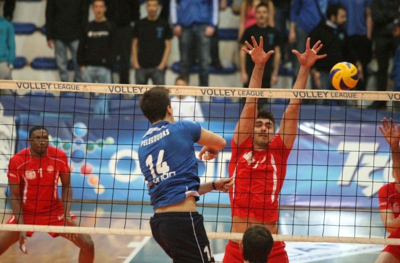 Επίδειξη ισχύος από τον Ηρακλή (photos)