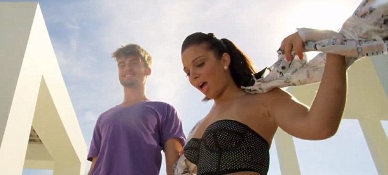 H Tulisa λάμπει στο σέξι βίντεό της!
