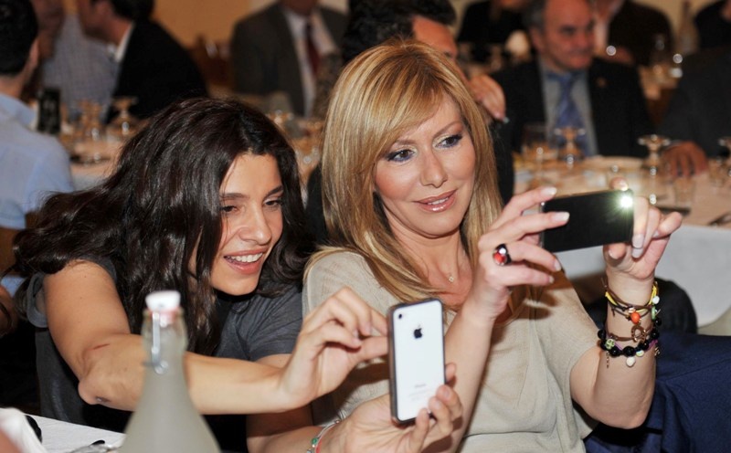 Τιμές και μαντινάδες σε Μαρινάκη! (photos+videos)