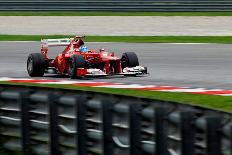 Δεύτερη σερί pole position για τον Χάμιλτον (photos)