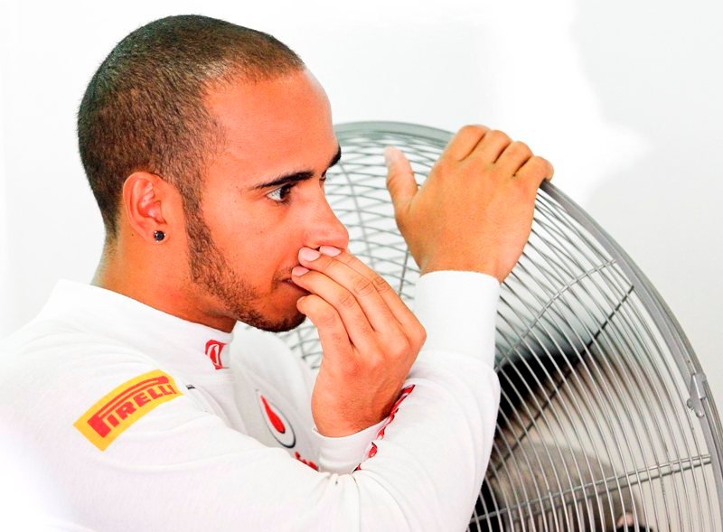 Δεύτερη σερί pole position για τον Χάμιλτον (photos)